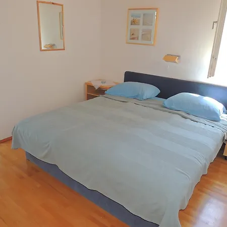 Hlebec Apartment